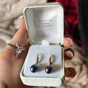 Sterling silver pearl earrings